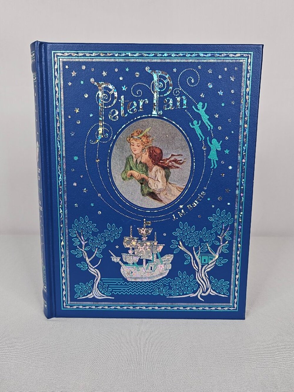Peter Pan Illustrated Hardcover Book I Barnes & Noble Blue Silver Gift